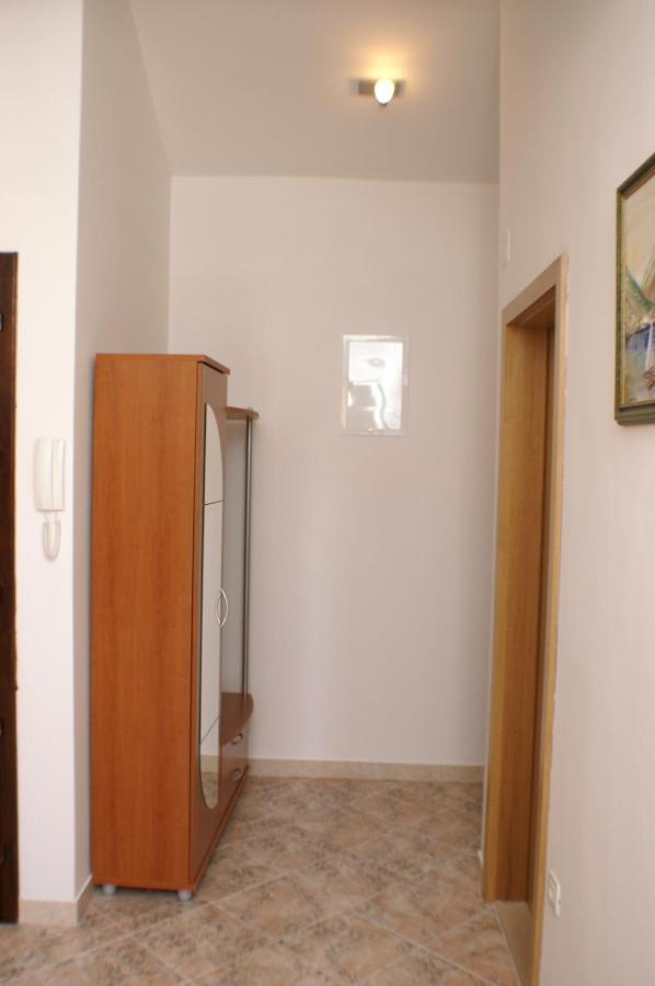 Apartments By The Sea Supetar, Brac - 4274 Экстерьер фото